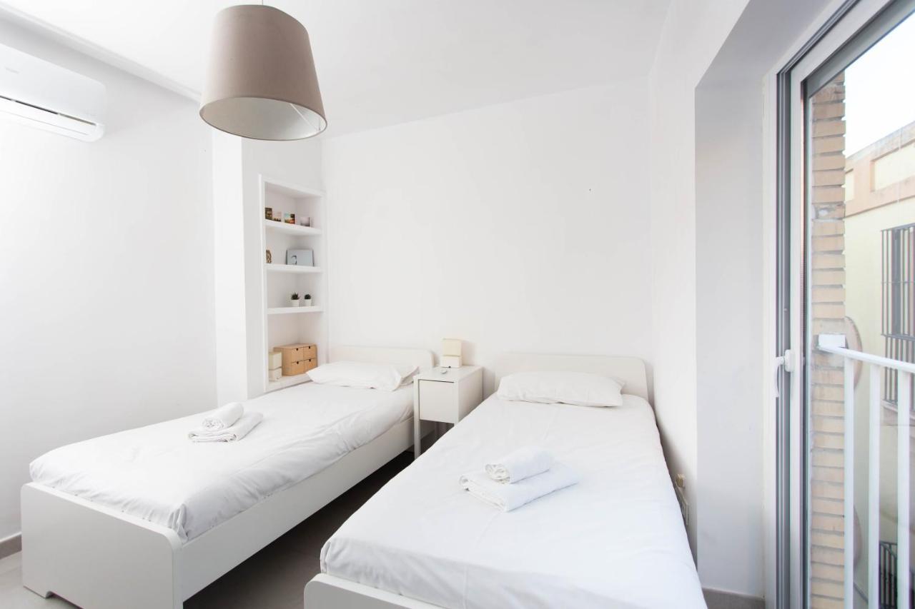 Duplex Penthouse With Terrace By Thegoodtourist Daire Sevilla Dış mekan fotoğraf